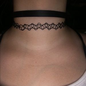 Choker set